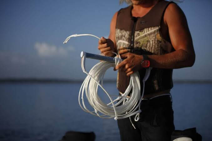 WAKEBOARD ROPES & HANDLES