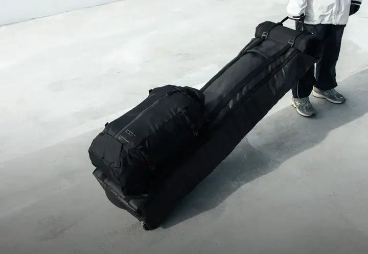 SKI/SNOWBOARD BAGS