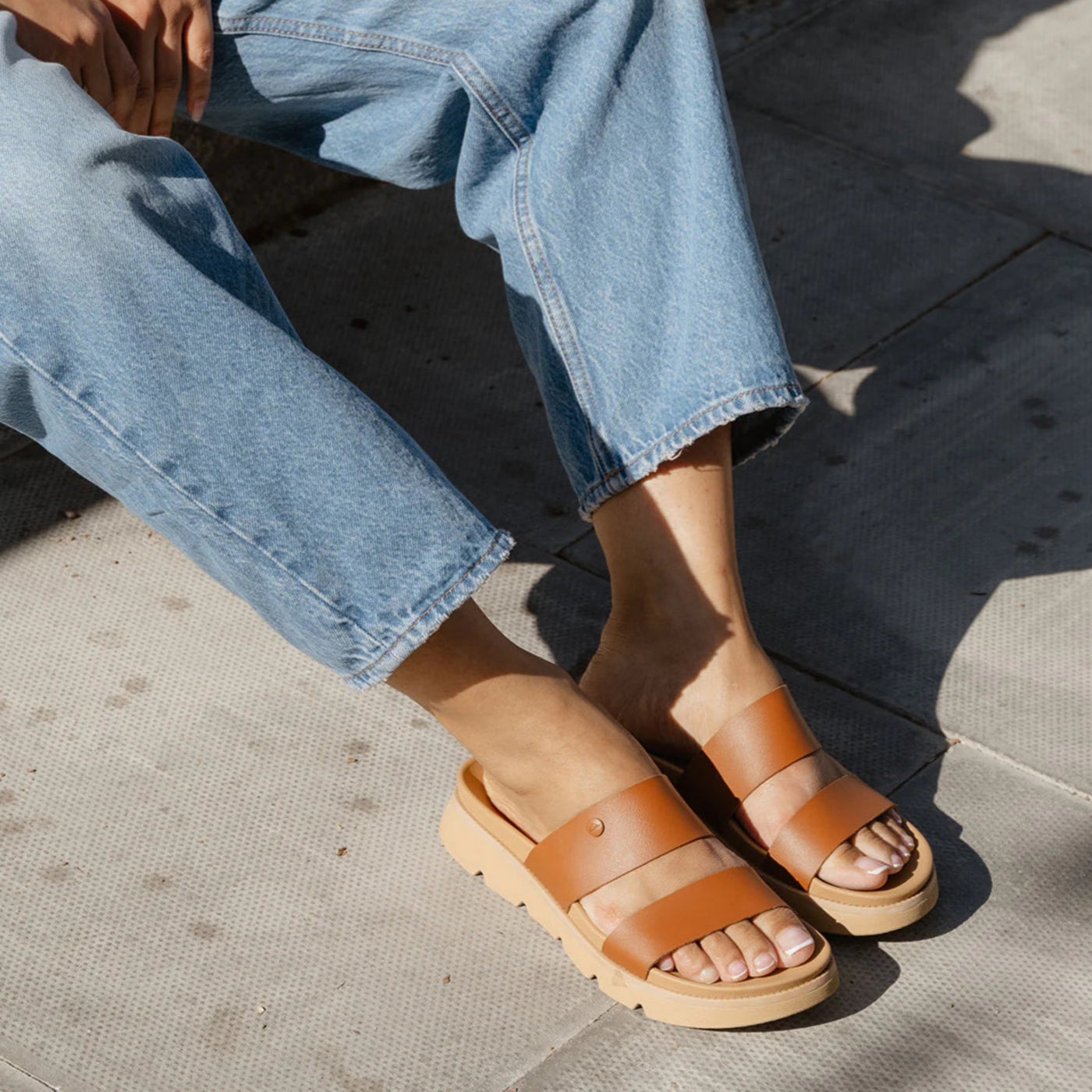 Reef Women's Vista Luxe Thea Slides - Brown